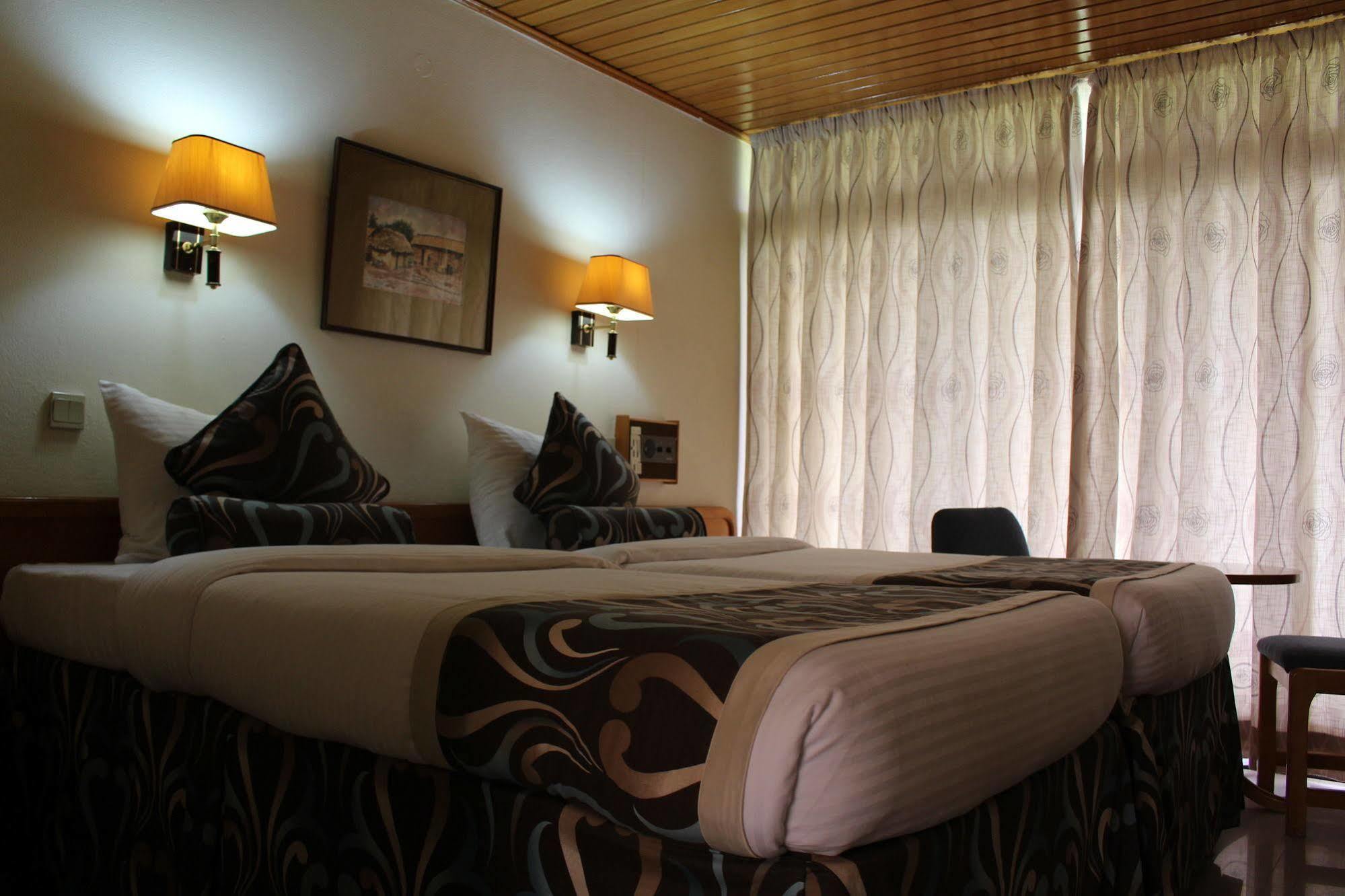 Volta Hotel Akosombo Exterior photo